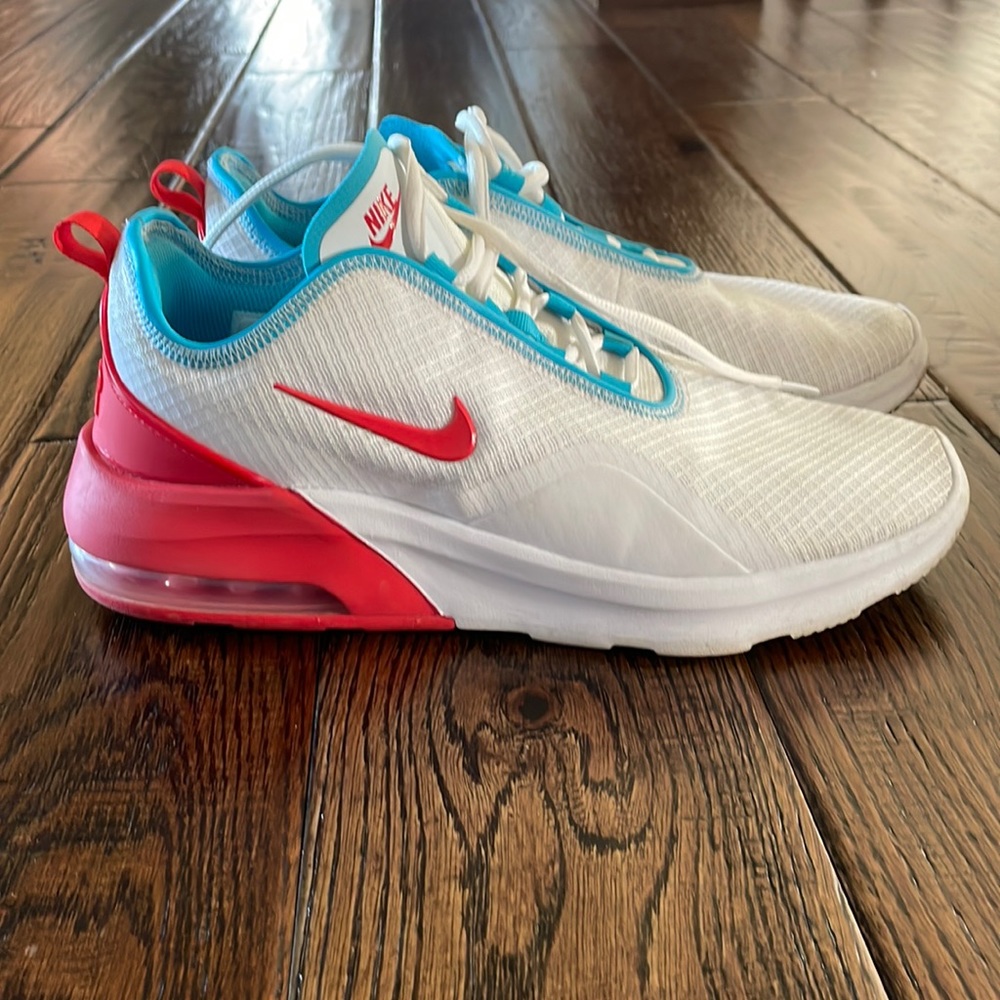 Nike Air Max running shoes Women’s 9.5